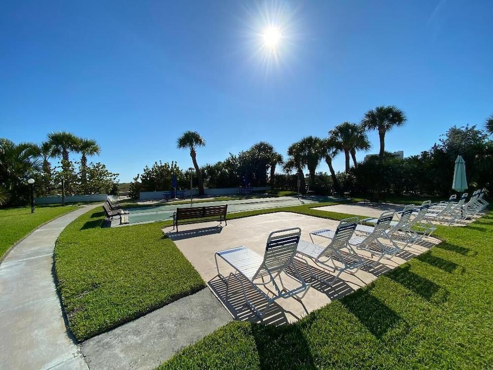 Beachside Resort Motel St. Pete Beach Exteriör bild