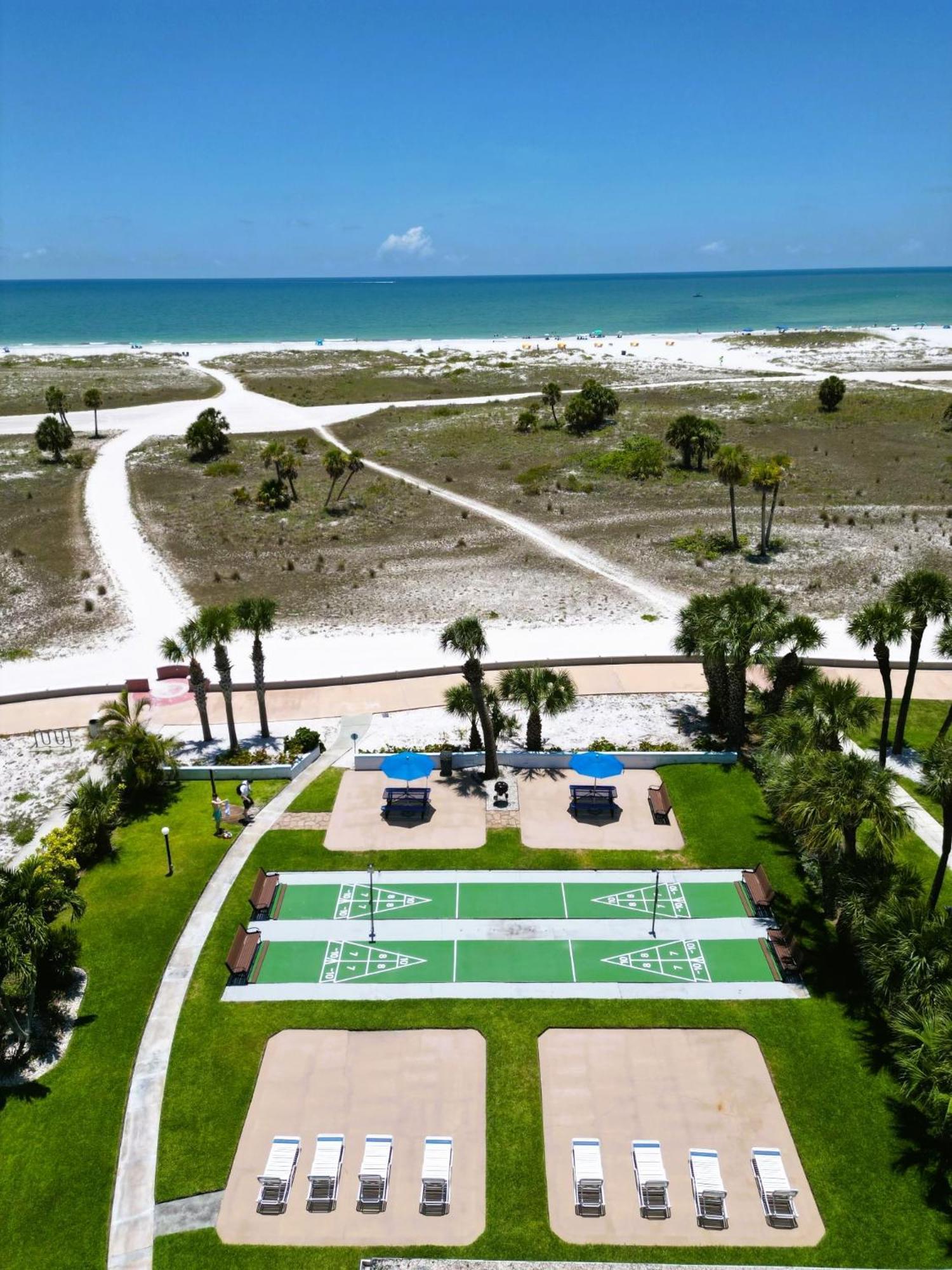 Beachside Resort Motel St. Pete Beach Exteriör bild